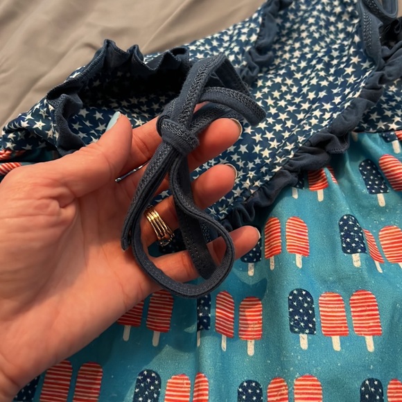 Girls Boutique tank top and short red white and blue bomb pop 4th of July set 4T - Picture 5 of 6